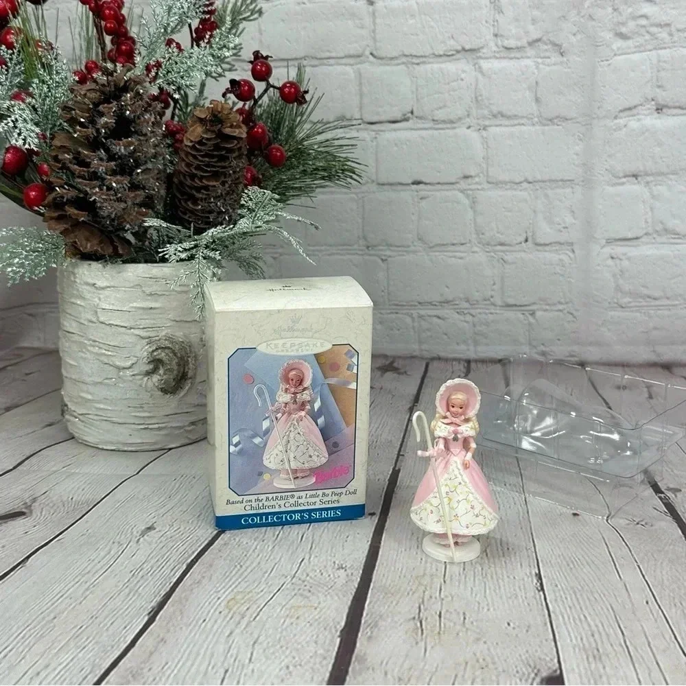 Vintage Barbie hallmark Keepsake Ornament 1998 children's collector's series